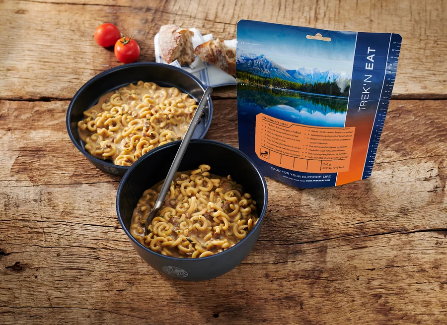 ΕΤΟΙΜΟ ΓΕΥΜΑ ΜΕ ΜΑΚΑΡΟΝΙΑ, ΜΑΝΙΤΑΡΙΑ ΚΑΙ ΜΟΣΧΑΡΙ  (2 ΜΕΡΙΔΕΣ)